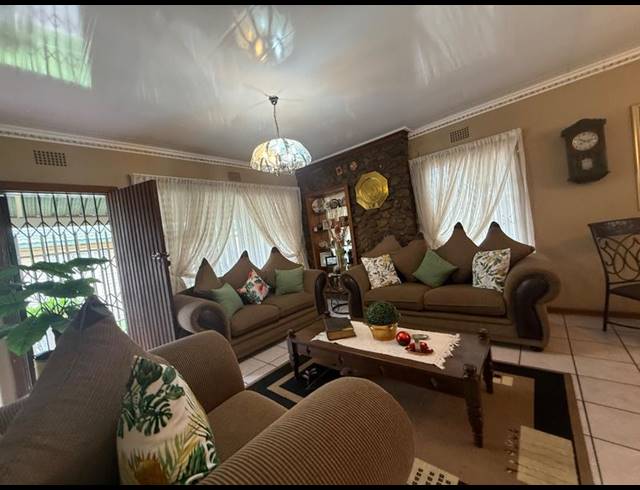 3 BEDROOM HOUSE FOR SALE IN VANDERBIJLPARK SE 1